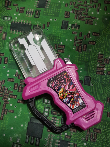 Kamen Rider EX-AID DX MIGHTY ACTION X Gashat [pre-owned]